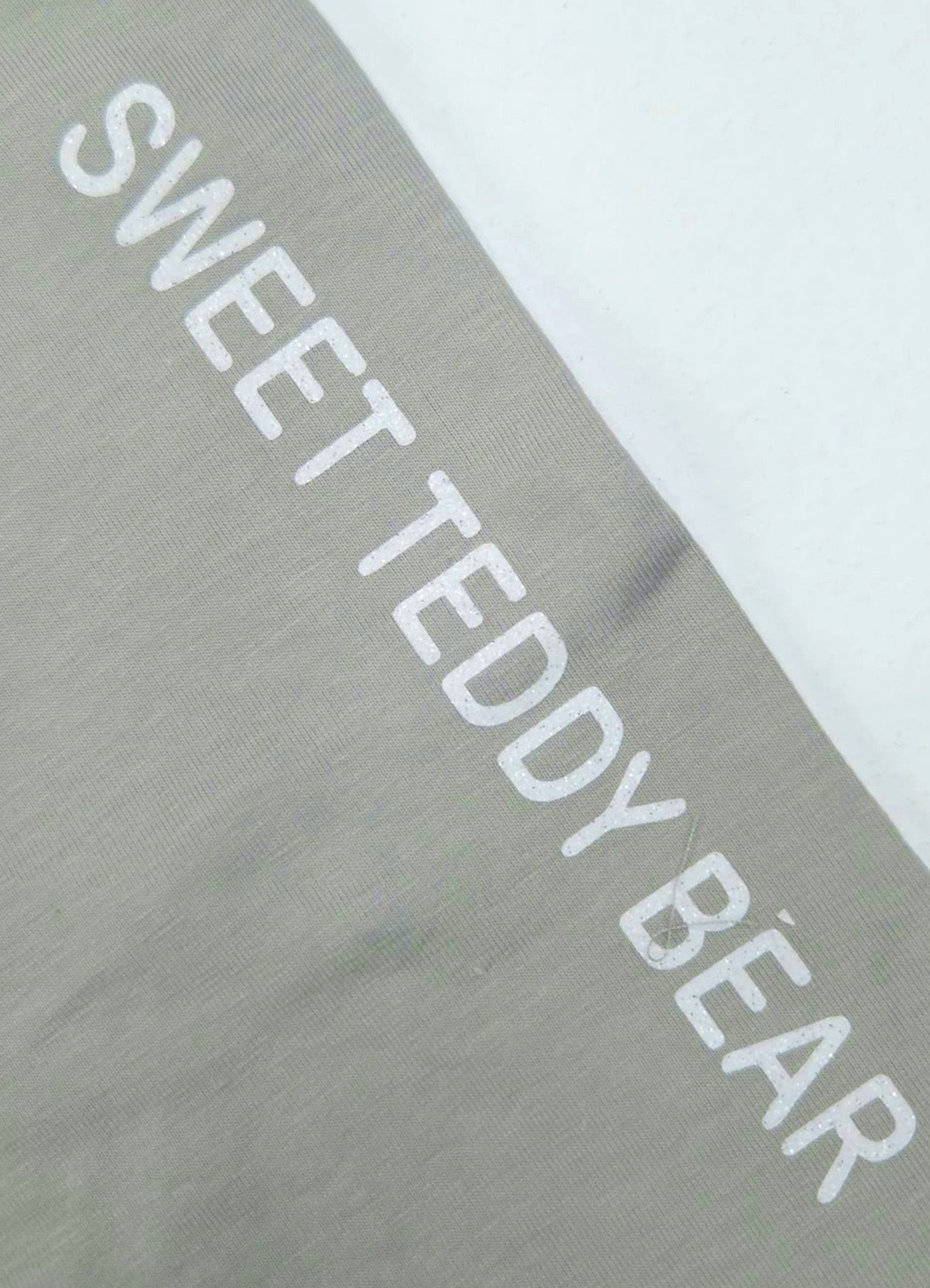 Yb - 132 - Grey