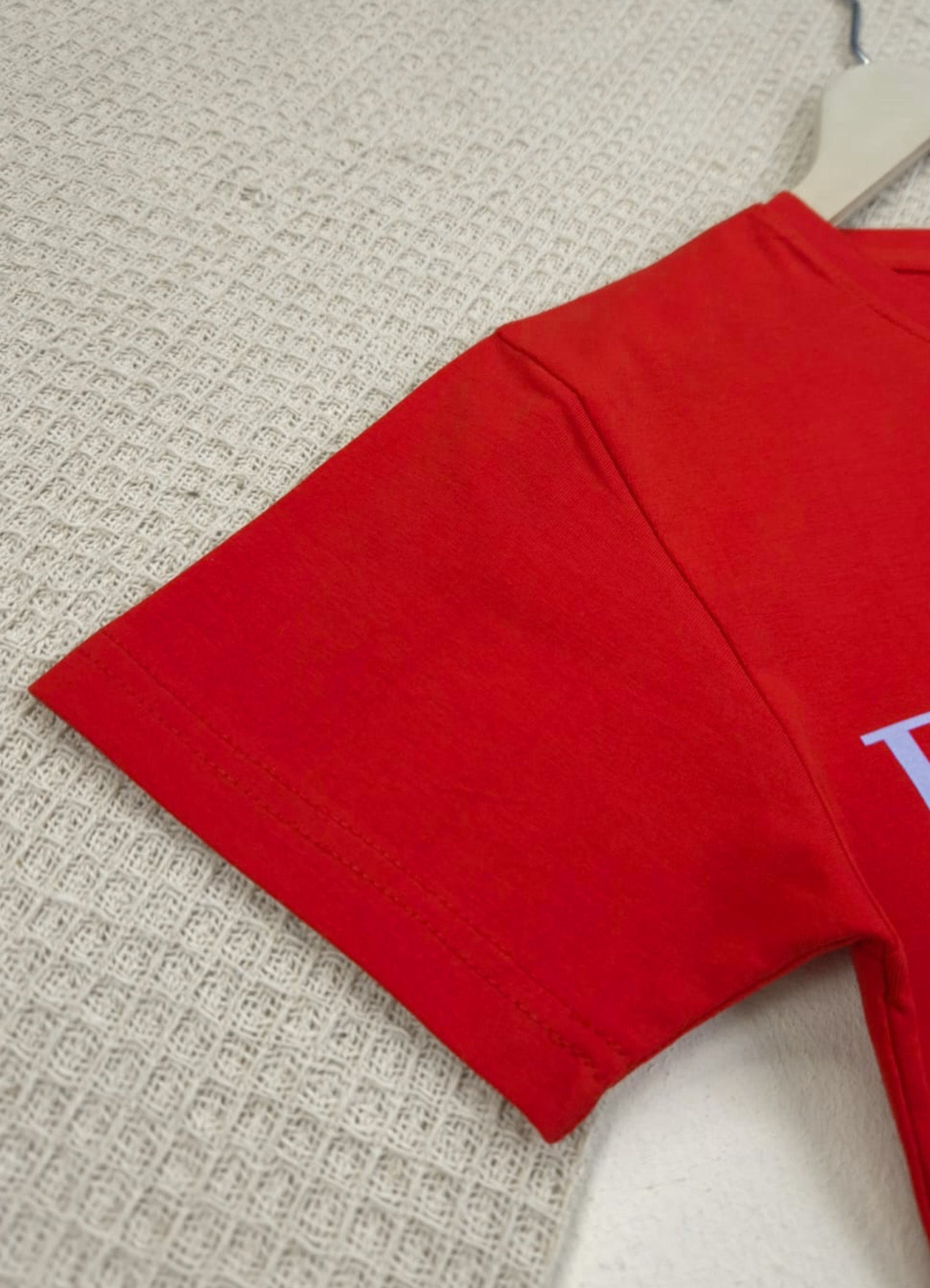 Yb - 33 - Red