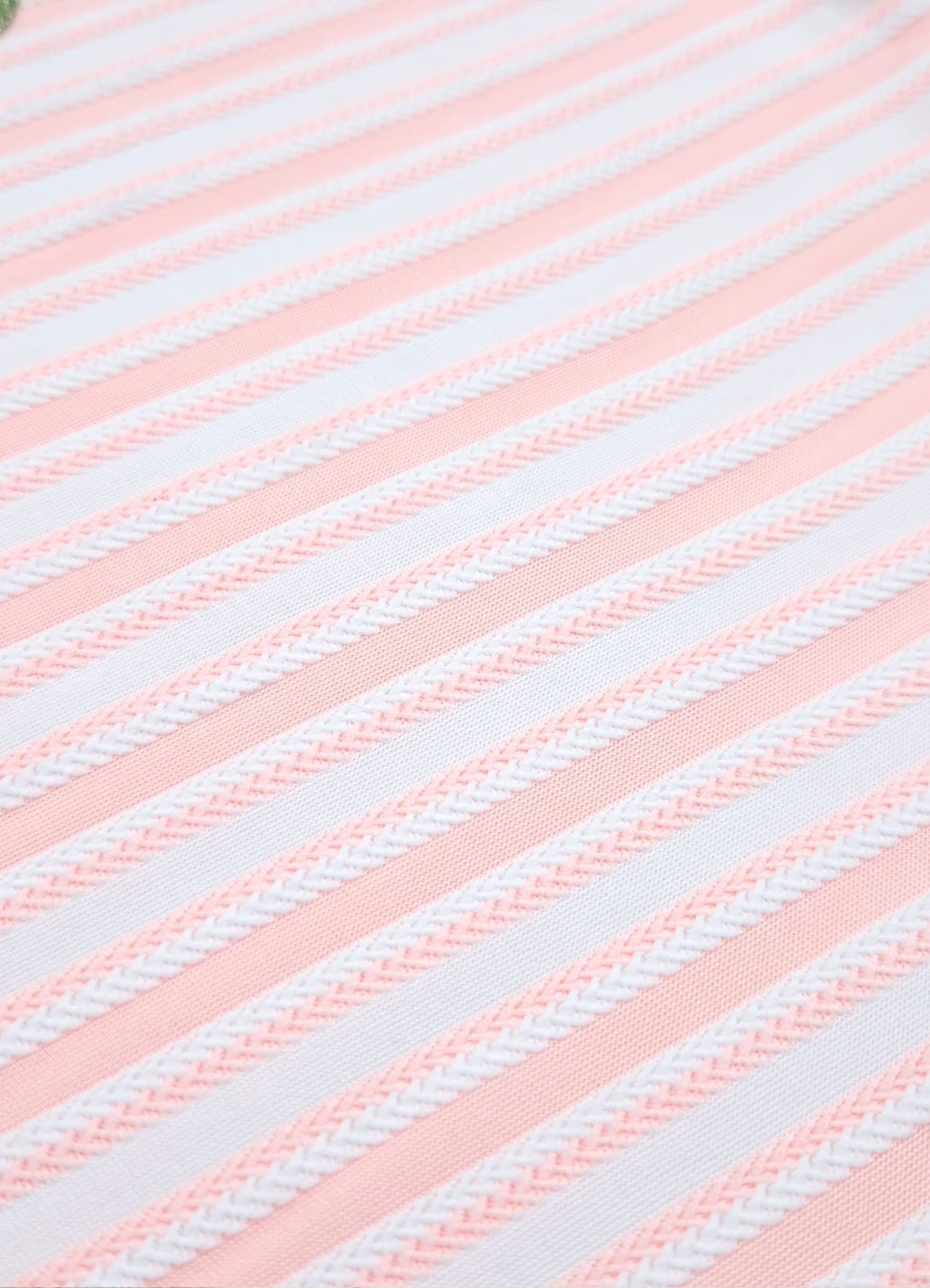YB - 28 - Peach
